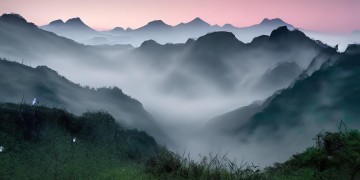 乌龙山的山外山究竟是哪首歌？