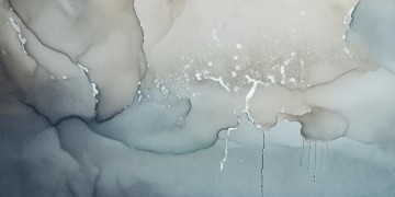 泪水换不来情义究竟是哪首歌？