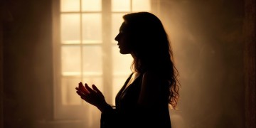 女人唱的〈走进咖啡屋〉究竟是首什么歌？